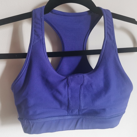 Adidas techfit Medium Compression climacool Purple Sports Bra in Size XS - Picture 3 of 10